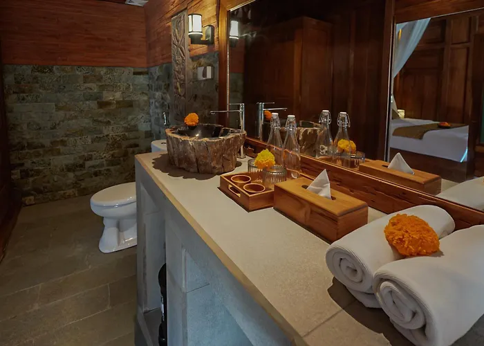 Lodge Arimaya Santara